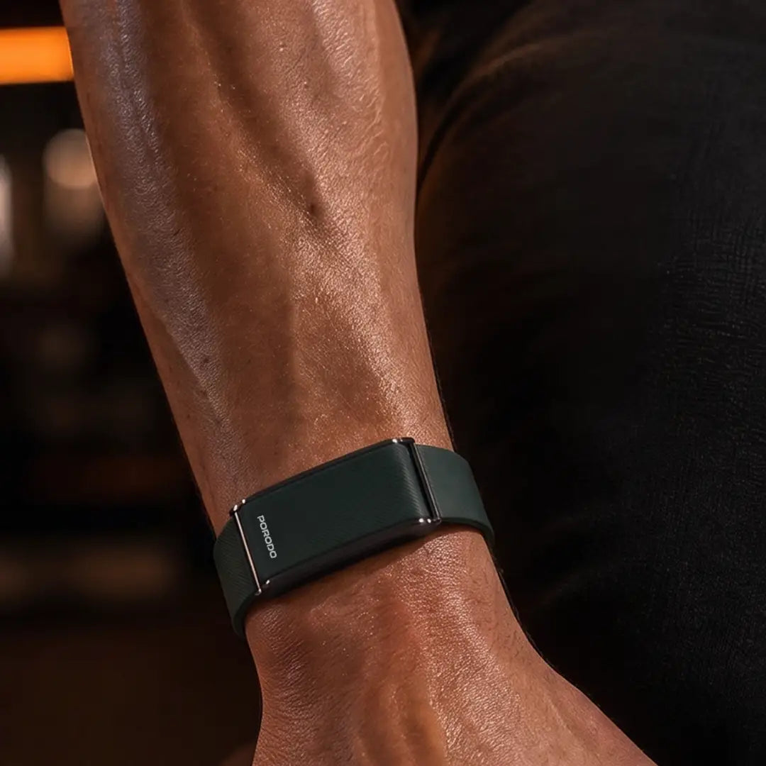 PORODO TRACKFIT SCREENLESS SILICONE FITBAND