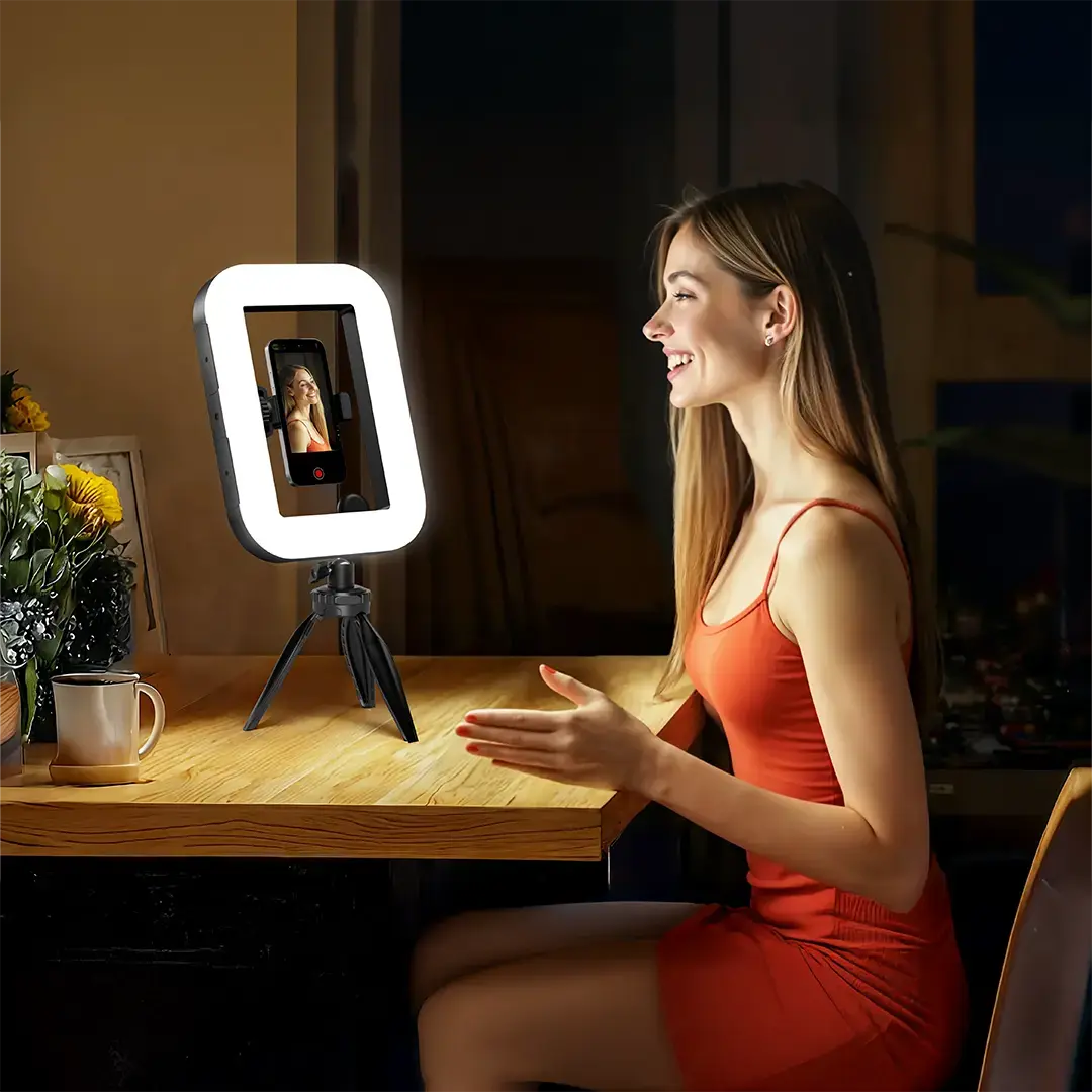 PORODO LIFESTYLE VLOGGING LIGHT WITH TRIPOD&SHUTTER BUTTON