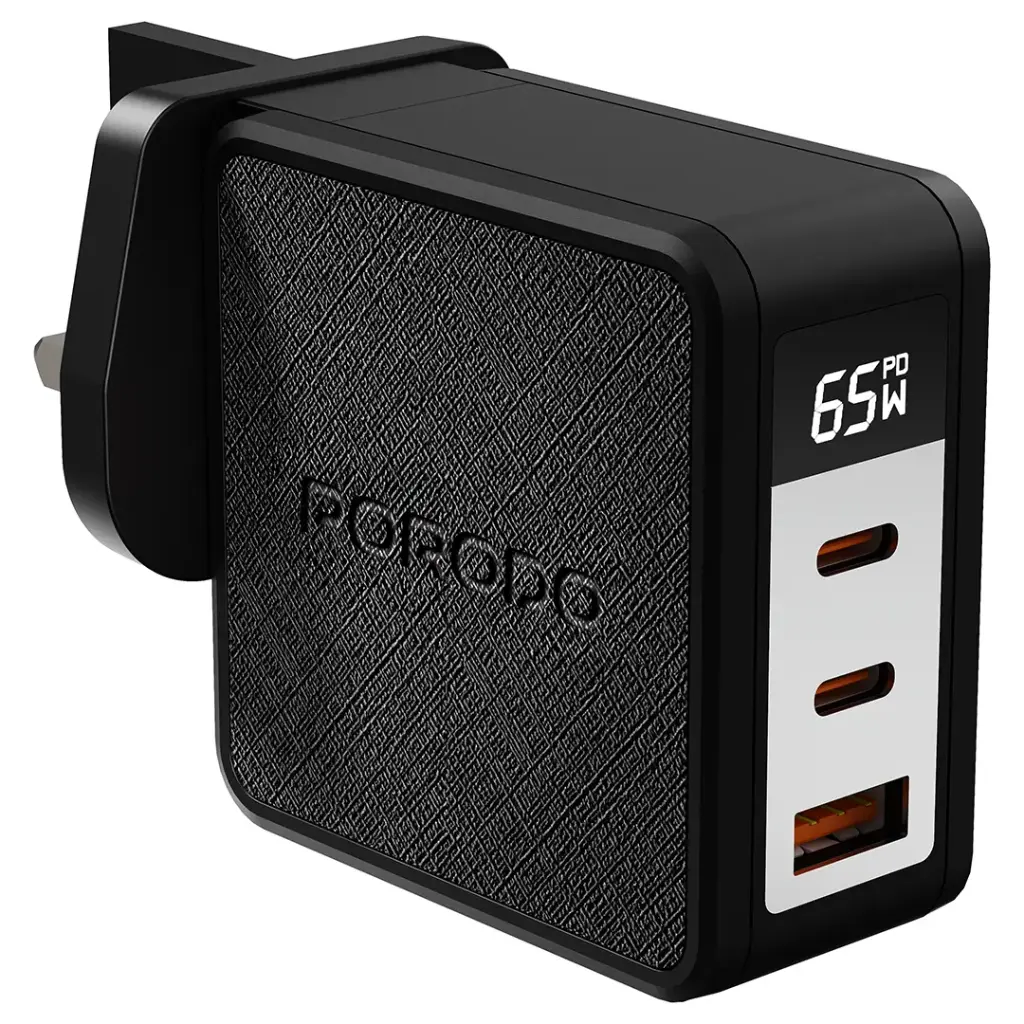 PORODO QUATUM 65 W C+C+A UK GAN CHARGER WITH DIGITAL SCREEN